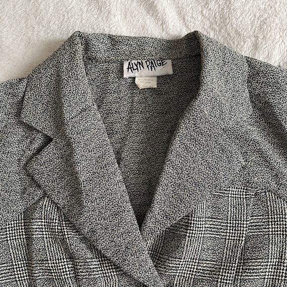 Vintage Alyn Paige Blazer - Picture 2 of 9